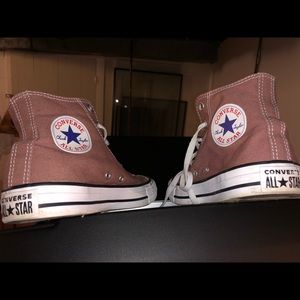 Converse chucks high topssize 7.5women’s 5.5men’s